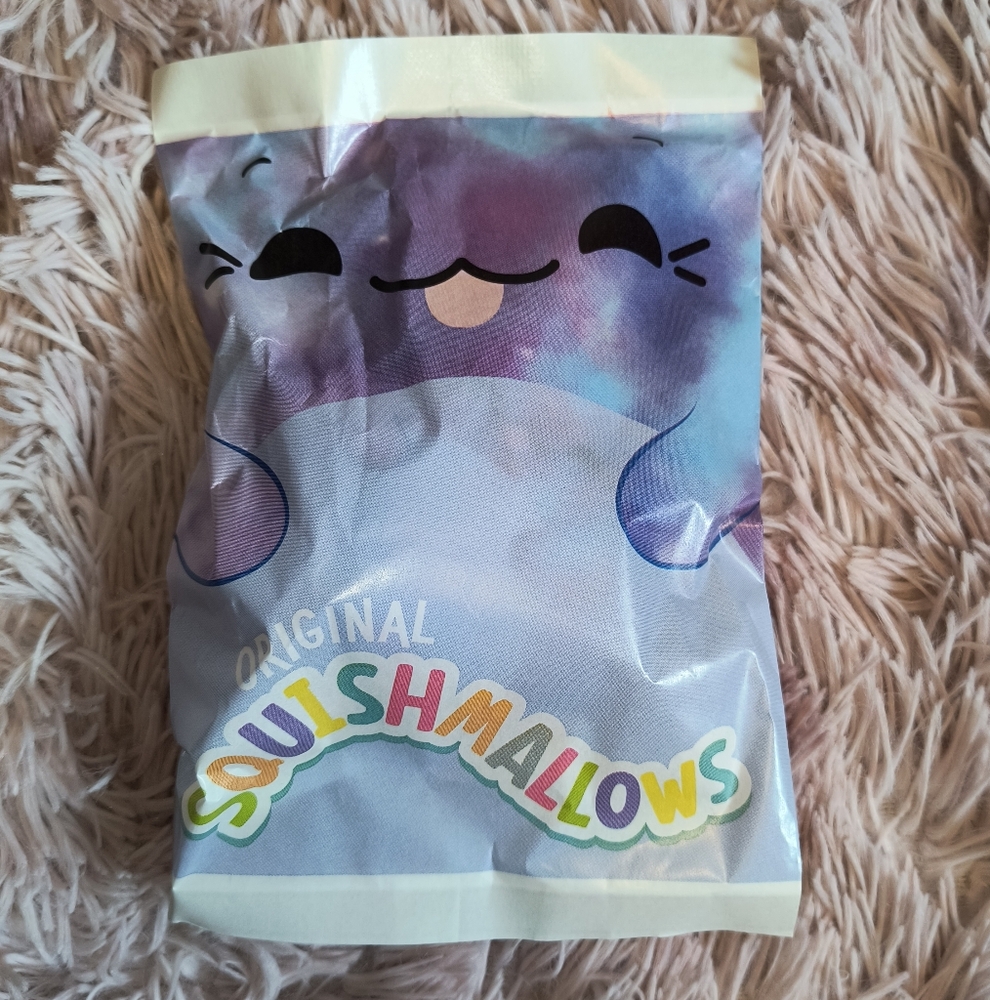 2/15 McDonald's Squishmallows Halley 2025.